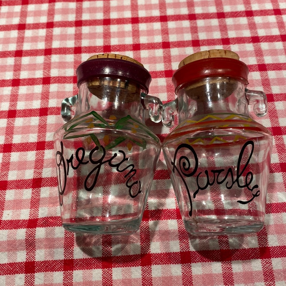 Pair of spice jars with cork tops 4 inches tall parsley and oregano clear glass